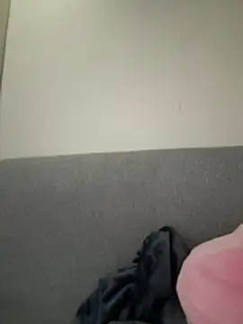 Stripchat Nude Webcam of 17HKJJ