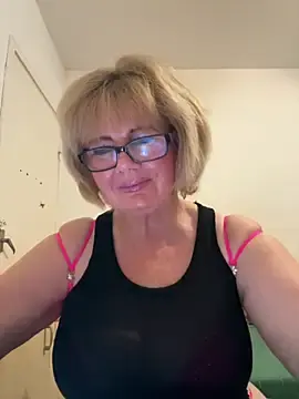 Stripchat Adult Video Chat of AngelBlonda