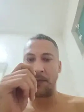 Stripchat Sex Cam of Arrombador20