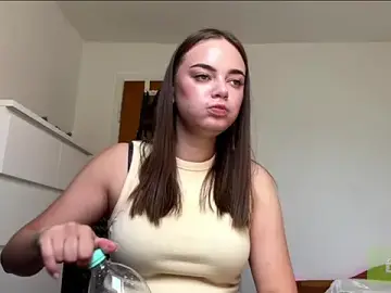 Stripchat Nude Webcam of beautifulMira