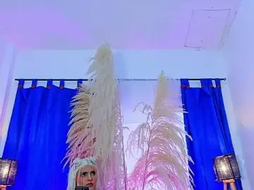 Stripchat Watch Live Sex Cams of chloe_thundert