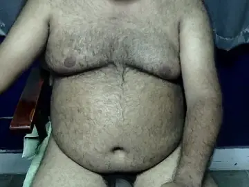 Stripchat Free Porn Cam of hairysubcub_70