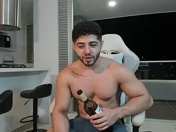 Stripchat Adult Webcam of Thiago_moretti