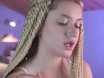 Stripchat Best live sex cam show of Nerissa_xo