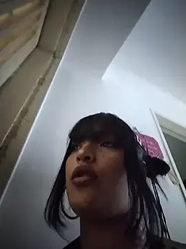Stripchat Live Sex Cam of SaharQamar