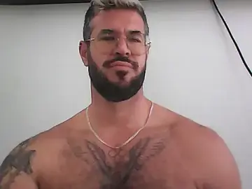Stripchat Free Porn Cam of mrbighairychest