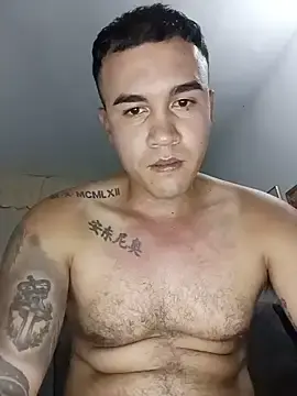 Stripchat Live Sex of andres_dirtylover