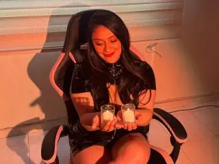 Xlovecam Free Porn Cam of CristalZafiro
