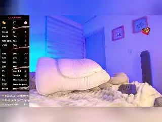 Xlovecam Sex Cam of SarahMoonn