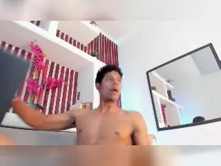 Xlovecam Free Porn Cam of VictoryCassus
