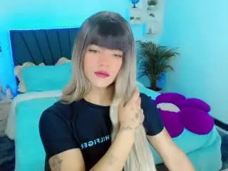 Xlovecam Live Sex Cam of AngieDuchanes