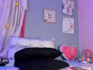 Xlovecam Live Sex of JuliaSacarf