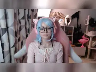 Xlovecam Free Live Porn of PaulineBitah