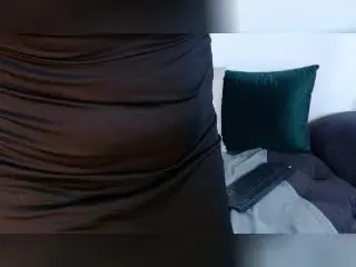 Xlovecam Free Live Porn of JainaRogers