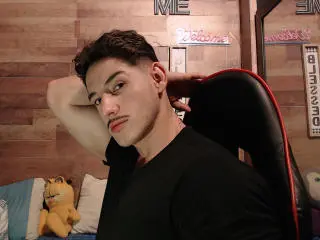 Xlovecam Nude Webcam of JonathanJeremiah