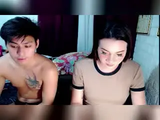 Xlovecam Nude Webcam of KateSteve