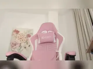 Xlovecam Live Sex of CandyBodyTs