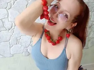 Xlovecam Free Porn Cam of IrunchaArt