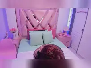 Xlovecam Free Porn Cam of IrisDalton
