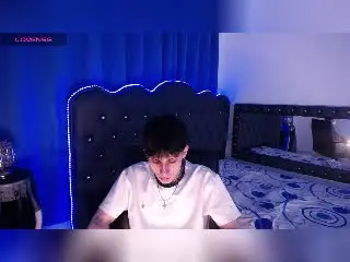 Xlovecam Private Sex Chat of AkiraTattoo