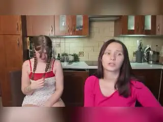 Xlovecam Sex Chat of HotCaramelsTrio