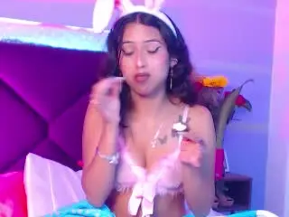 Xlovecam Best live sex cam show of MyaaTyler