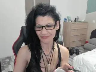 Xlovecam Free Porn Cam of Vanessa69Xo