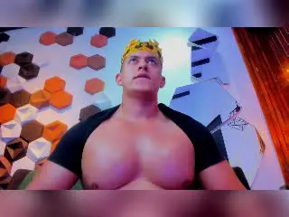 Xlovecam Free Live Porn of RomanCroft