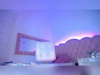 Xlovecam Adult Video Chat of SussanCrinners