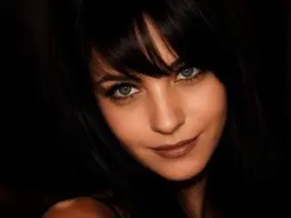 Xlovecam Free Live Porn of WenTina
