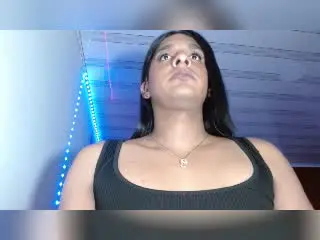 Xlovecam Sex Cam of IdiiaLatina
