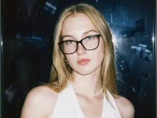 Xlovecam Sex Cam of Viloriia