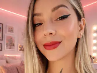 Xlovecam Sex Cam of KayleeM