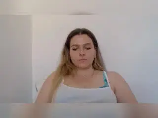 Xlovecam Free Porn Cam of BritneyFlowers