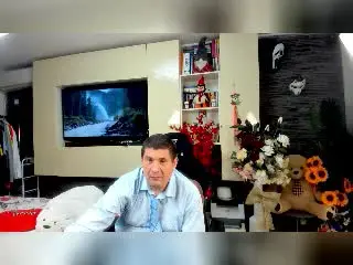 Xlovecam Sex Chat of CrisSalon
