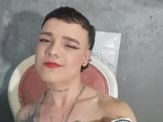Xlovecam Adult Webcam of HeidySumers