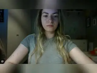 Xlovecam Free Porn Cam of FancyRosie