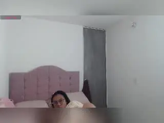 Xlovecam Adult Webcams of JadeZayn