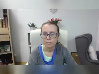 Xlovecam Adult Webcams of LizzySparkle