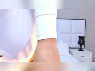 Xlovecam Live Sex Cam of EmaFoxy