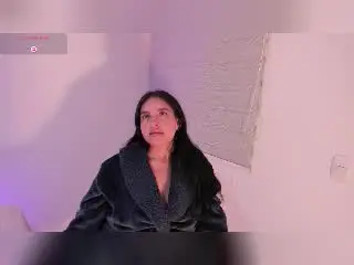 Xlovecam Live Sex Cam of EmilyJensenn
