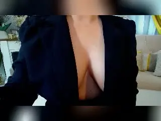 Xlovecam Free Porn Cam of Malvvy