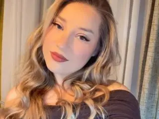 Xlovecam Watch Live Sex Cams of ChloeKole