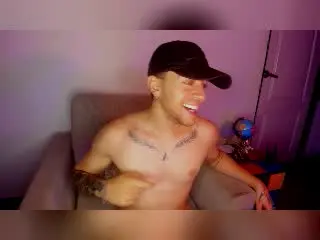 Xlovecam Adult Video Chat of JamesColtt