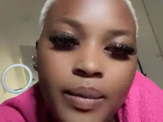 Xlovecam Live Porn of TiaraBae
