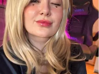 Xlovecam Free Live Porn of EffyPamela