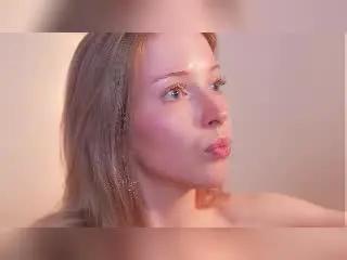 Xlovecam Best Webcam of StellaMoor