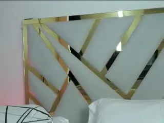 Xlovecam Live Sex of DevinHunter