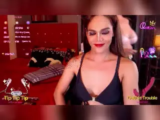 Xlovecam Best Webcam of TwoBombShell