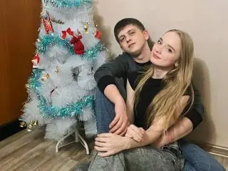 Xlovecam Adult Webcam of ShawtyMiaAndJack
